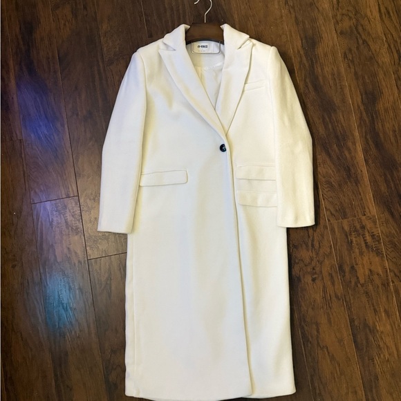 4th & Reckless Long White Coat - Picture 2 of 5